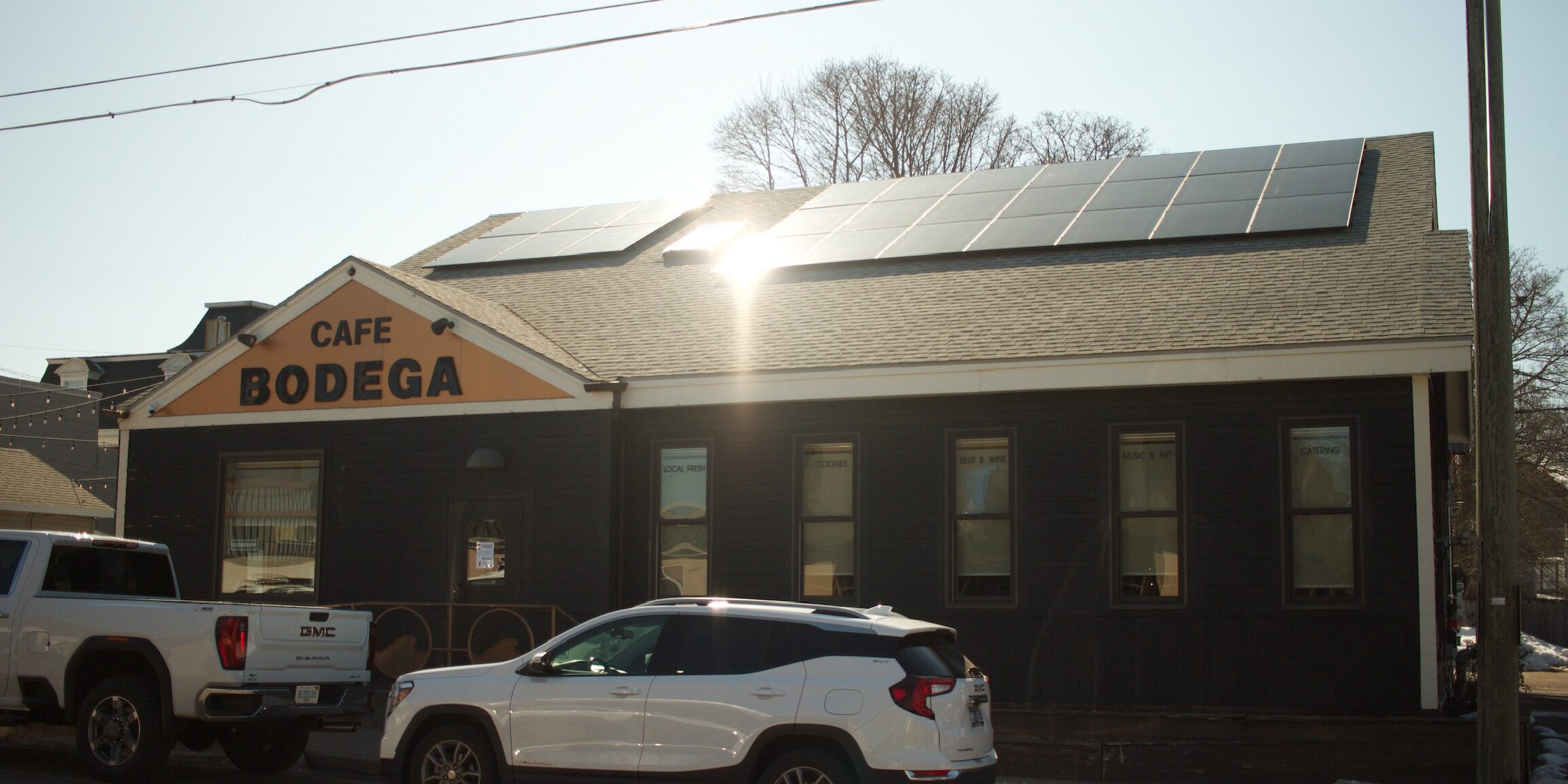 commercial-solar-panels-for-businesses-restaurants-michigan