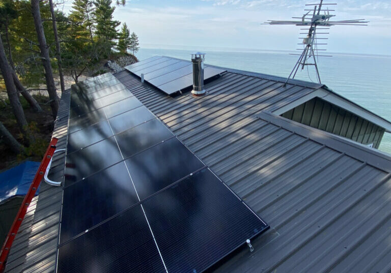 lynn-m-rooftop-solar-panels-side-angle-view-768x1024-landscape-d60568370226a65375f2b82d15e4069d-9asvmnclgk1d.jpg